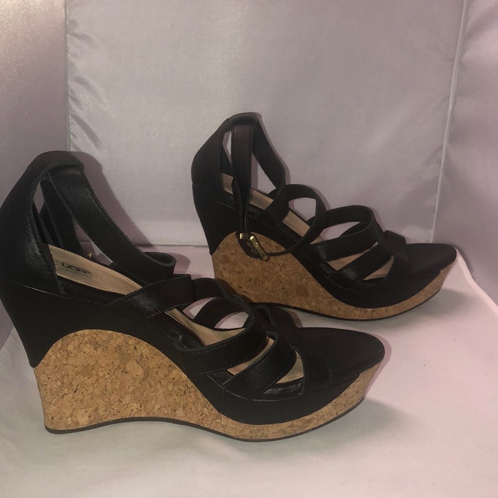 UGG WEDGE SANDALS